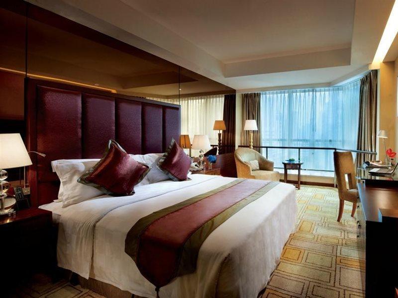 Chengdu Tianfu Sunshine Hotel Exterior photo
