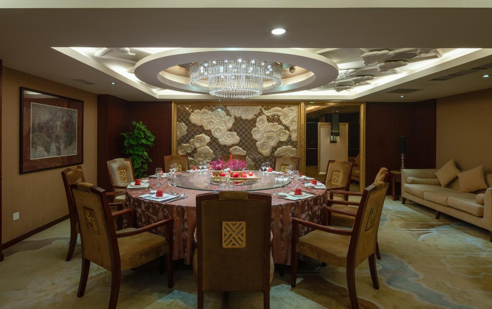 Chengdu Tianfu Sunshine Hotel Exterior photo